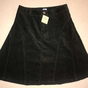🌴3/$20 NWT BASS Corduroy Skirt Spinach Pie
